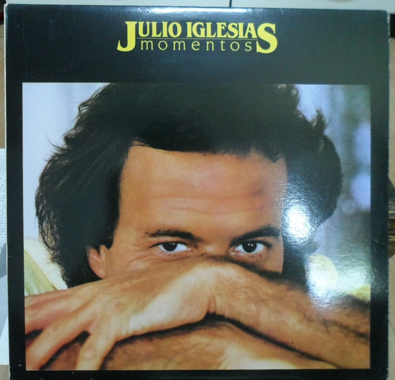 Julio Iglesias-Momentos