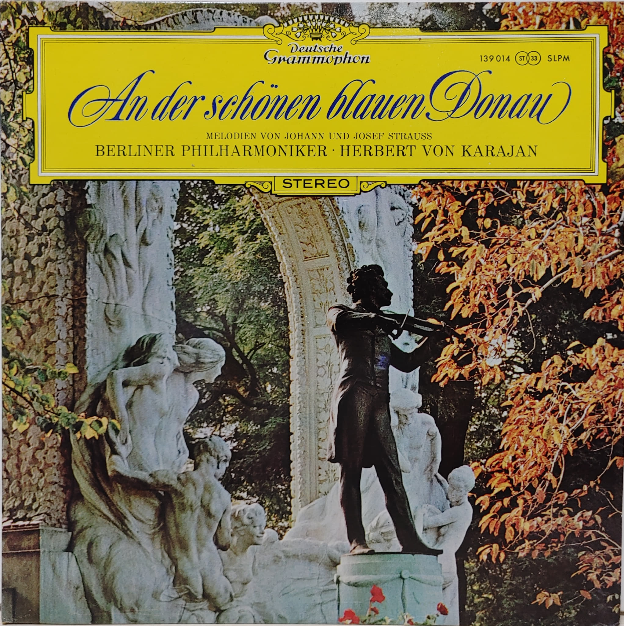 Strauss : An Der Schonen Blauen Donau / Herbert Von Karajan The Blue Danube