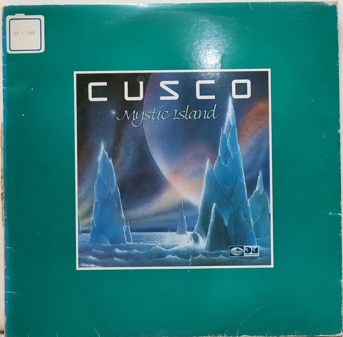 CUSCO / MYSTIC ISLAND