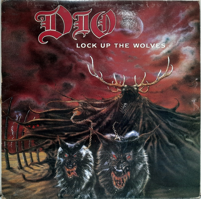 DIO / LOCK UP THE WOLVES