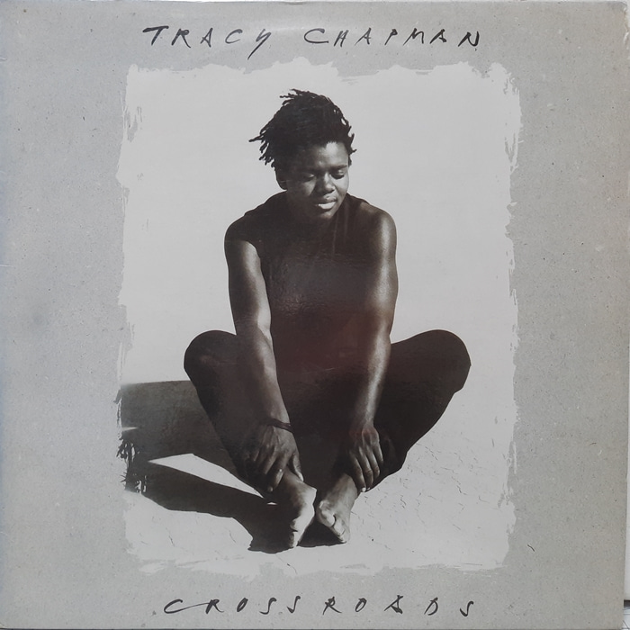 TRACY CHAPMAN / CROSS ROADS